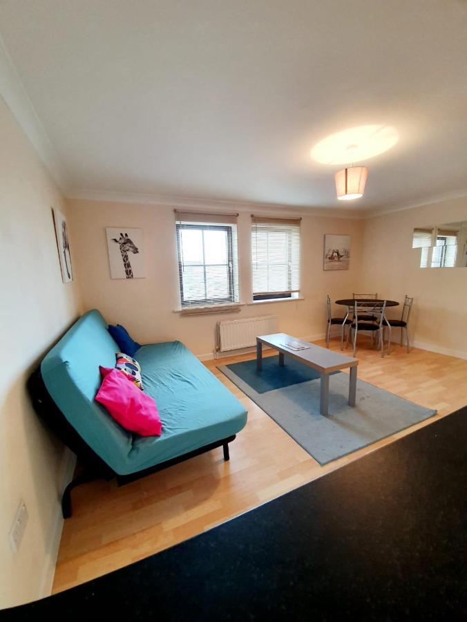 Chelmsford Town Centre Apartments With Car Parking Dış mekan fotoğraf