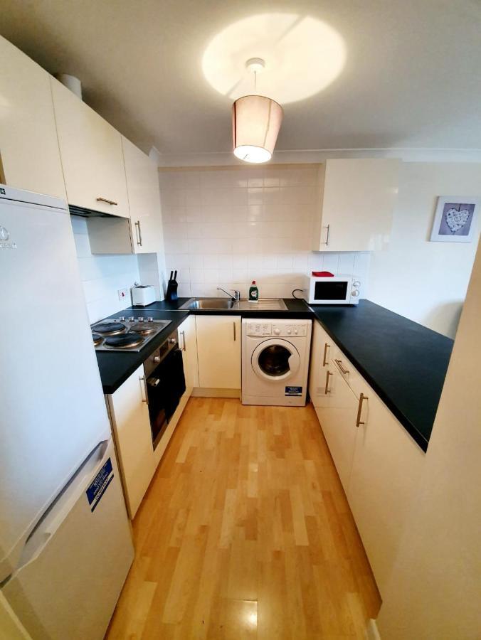 Chelmsford Town Centre Apartments With Car Parking Dış mekan fotoğraf