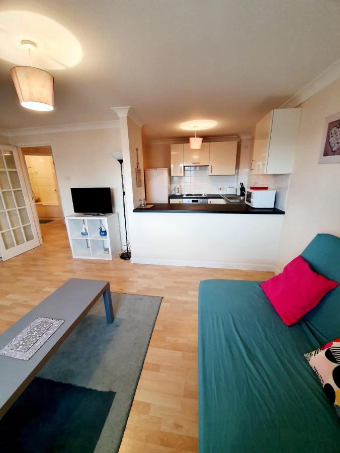Chelmsford Town Centre Apartments With Car Parking Dış mekan fotoğraf